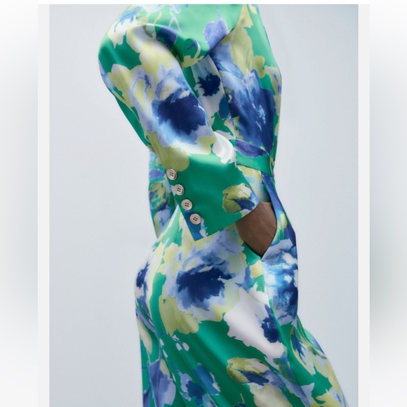 NWT ZARA FLORAL PRINT JUMPSUIT MULTICOLOURED, SIZE Small - Picture 3 of 15